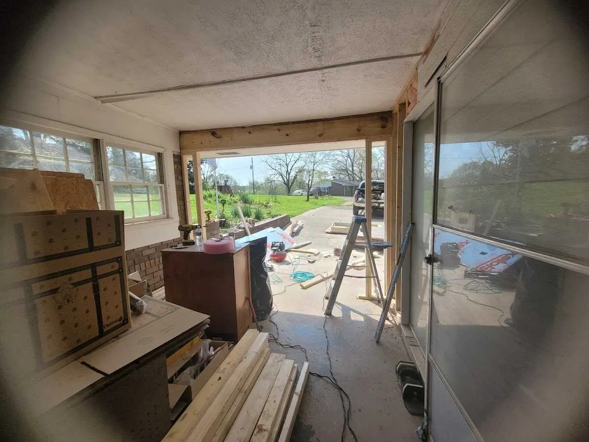 Air movers and dehumidifier for Drying & Dehumidification in Mount Vernon